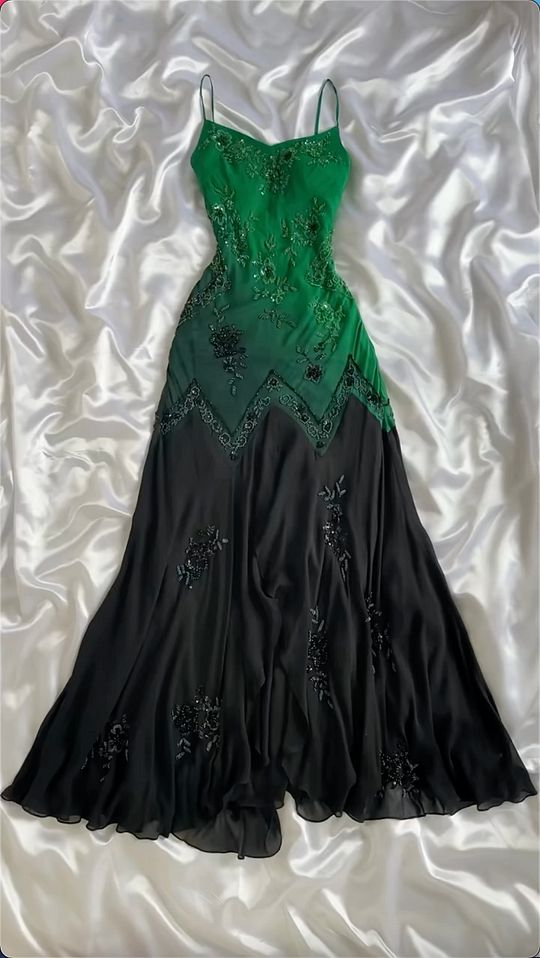 Charming Straps Beading Vintage Formal Long Prom Dress Evening Dress