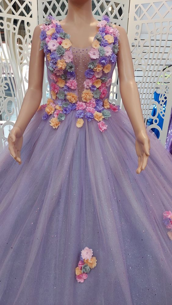 Purple V Neck Tulle Quinceanera Dress Ball Gown Sweet 16 Dress