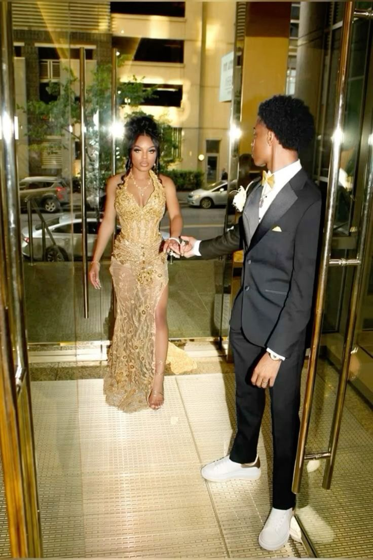 Halter Neck Gold Lace Mermaid Prom Party Dress Black Girl Evening Dress Graduation Dress