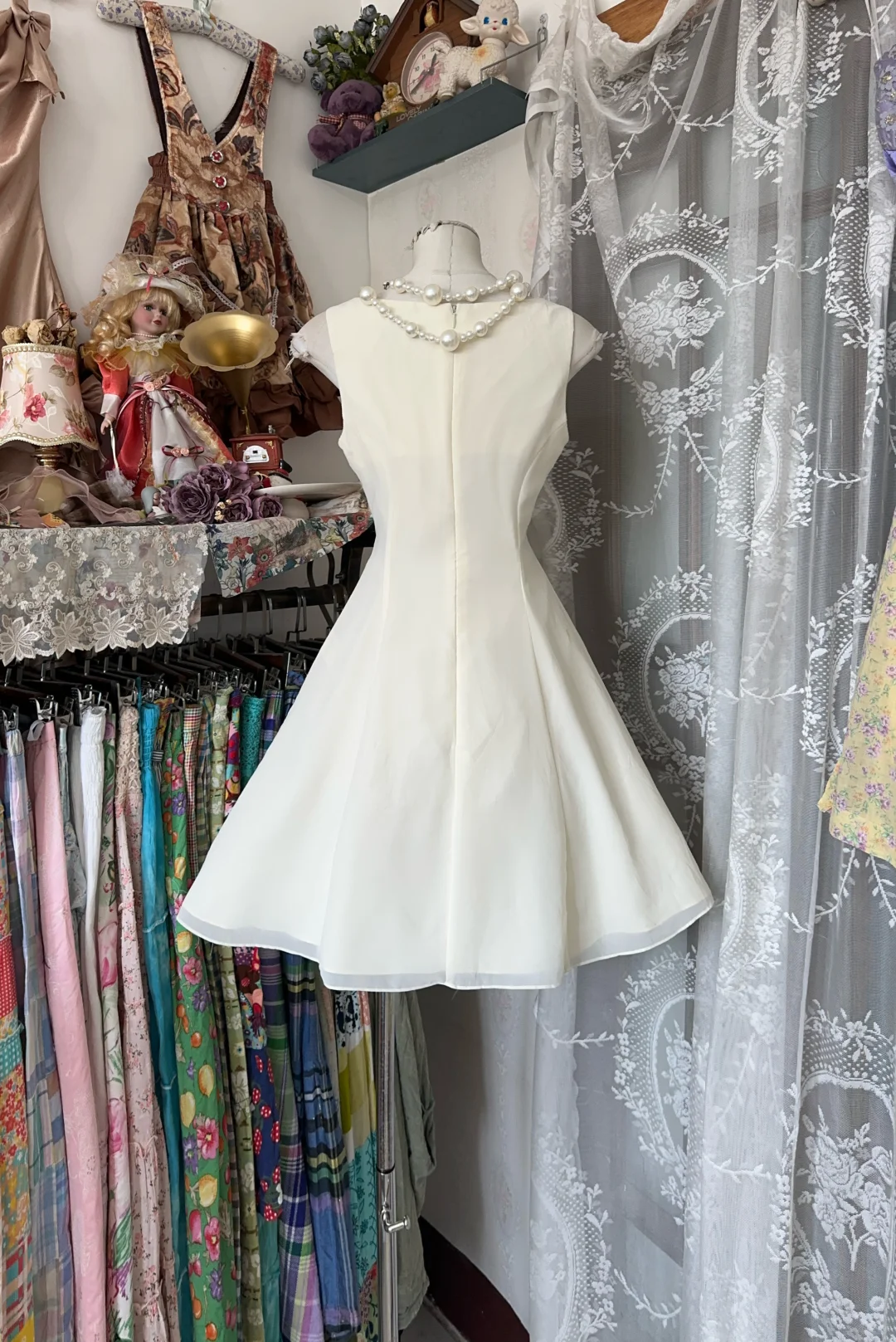 Elegant White Sleeveless A Line Short Party Dress Homecoming Dress