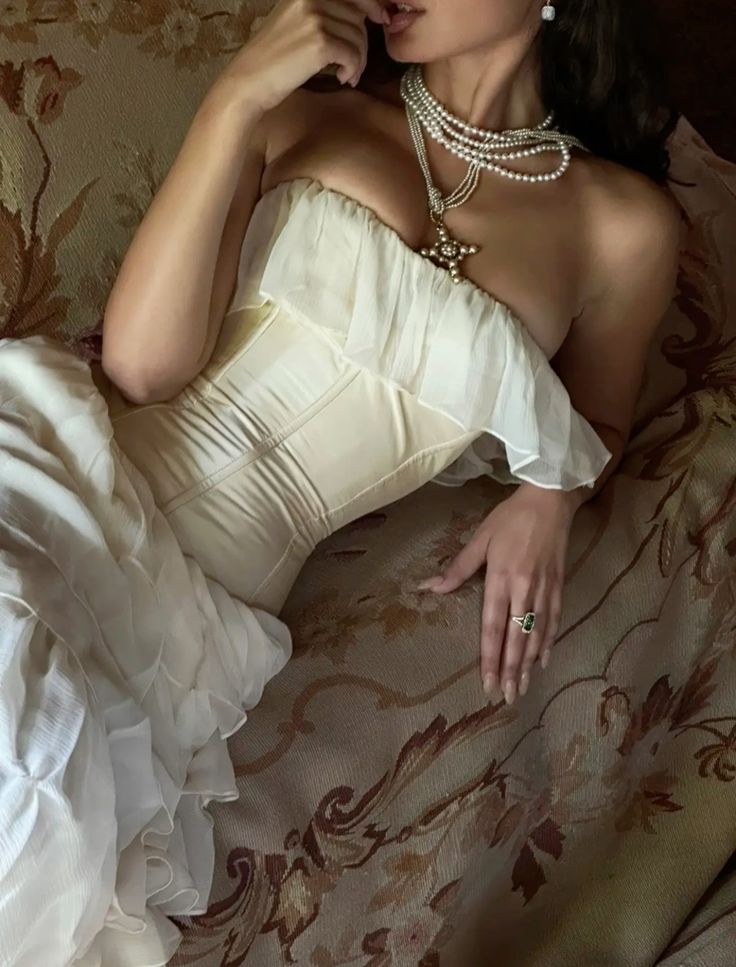 Modest Sheath Strapless Chiffon Sleeveless Ivory Long Prom Dress Evening Dresses