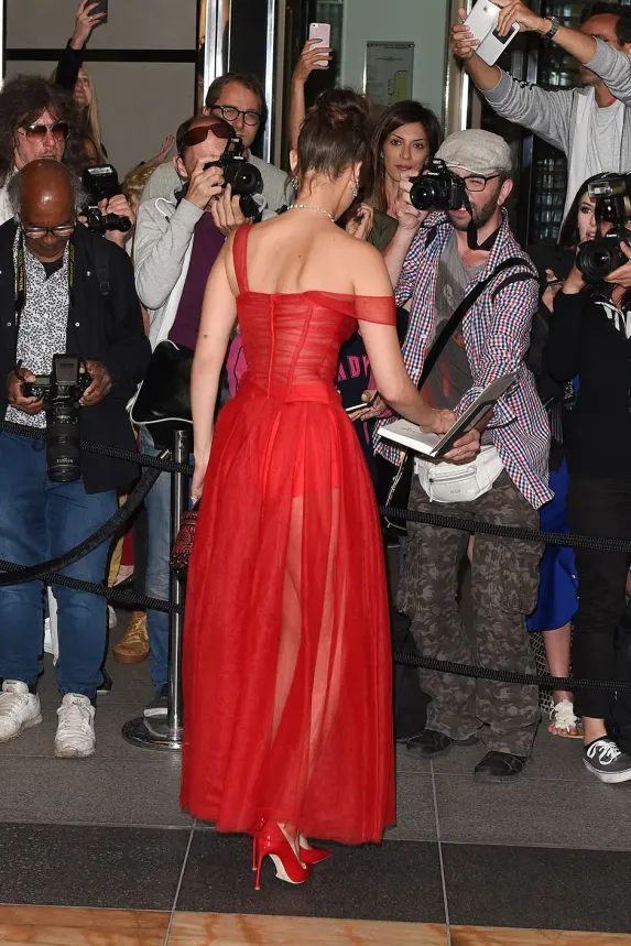 Sexy Red Evening Dress Vintage Tulle Prom Dress