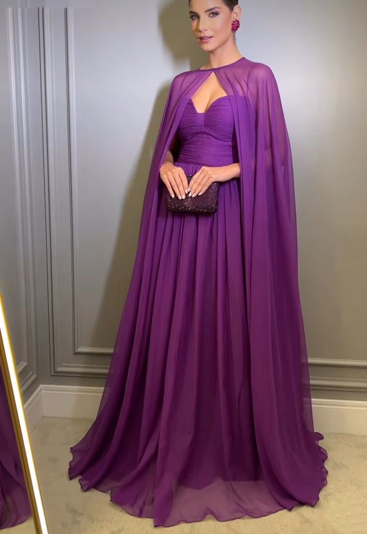 Elegant Purple Chiffon Long Evening Dress with Cape A-Line Pleated Floor Length Formal Prom Gown
