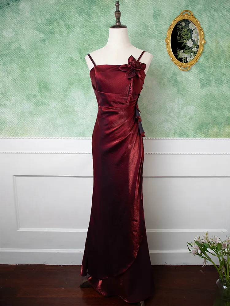 Burgundy Vintage Floral Embellished Evening Gown Charming Party Evening Dress