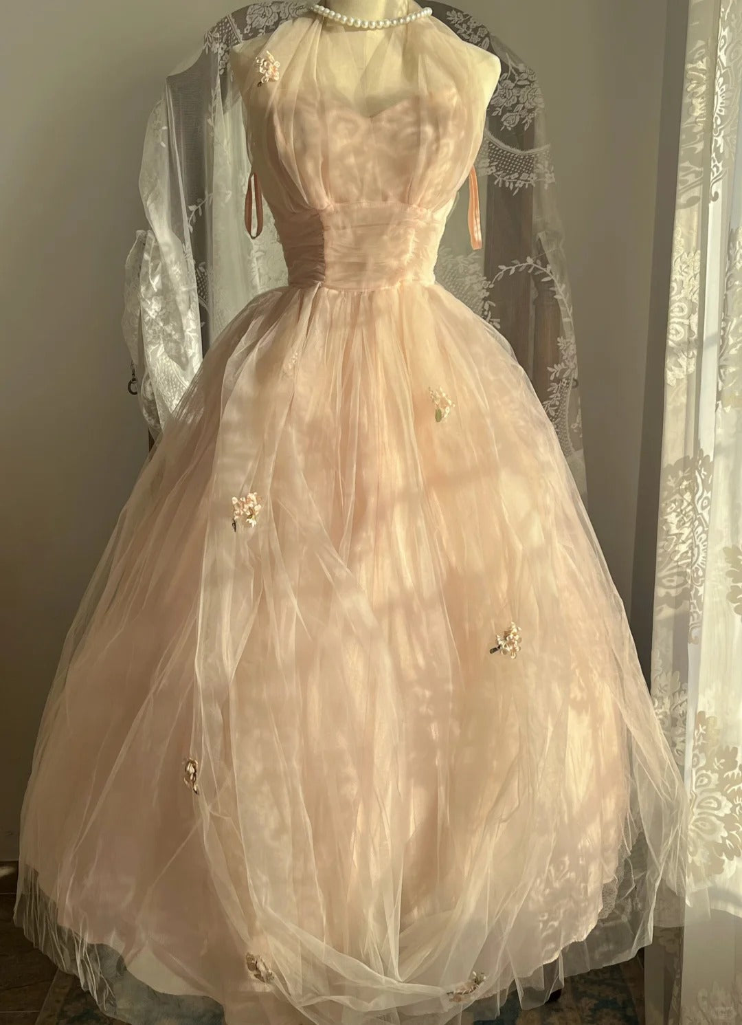 Sweet Pink Halter Neck Tulle Long Ball Gown Evening Dress