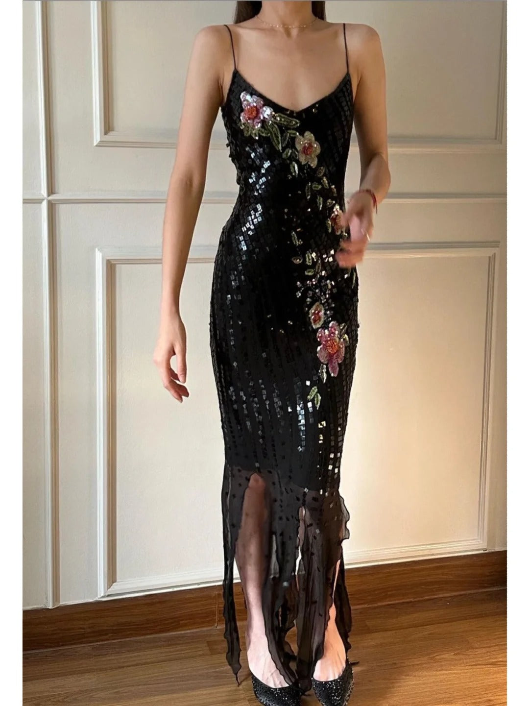 Retro Black Mermaid Deep V Halter Sequined Long Prom Dress Evening Dress