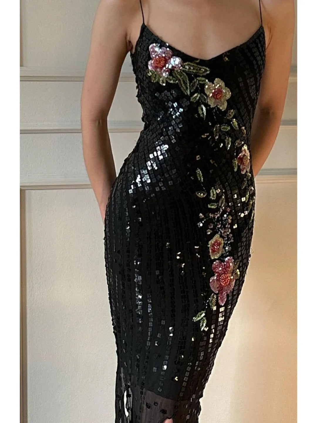 Retro Black Mermaid Deep V Halter Sequined Long Prom Dress Evening Dress