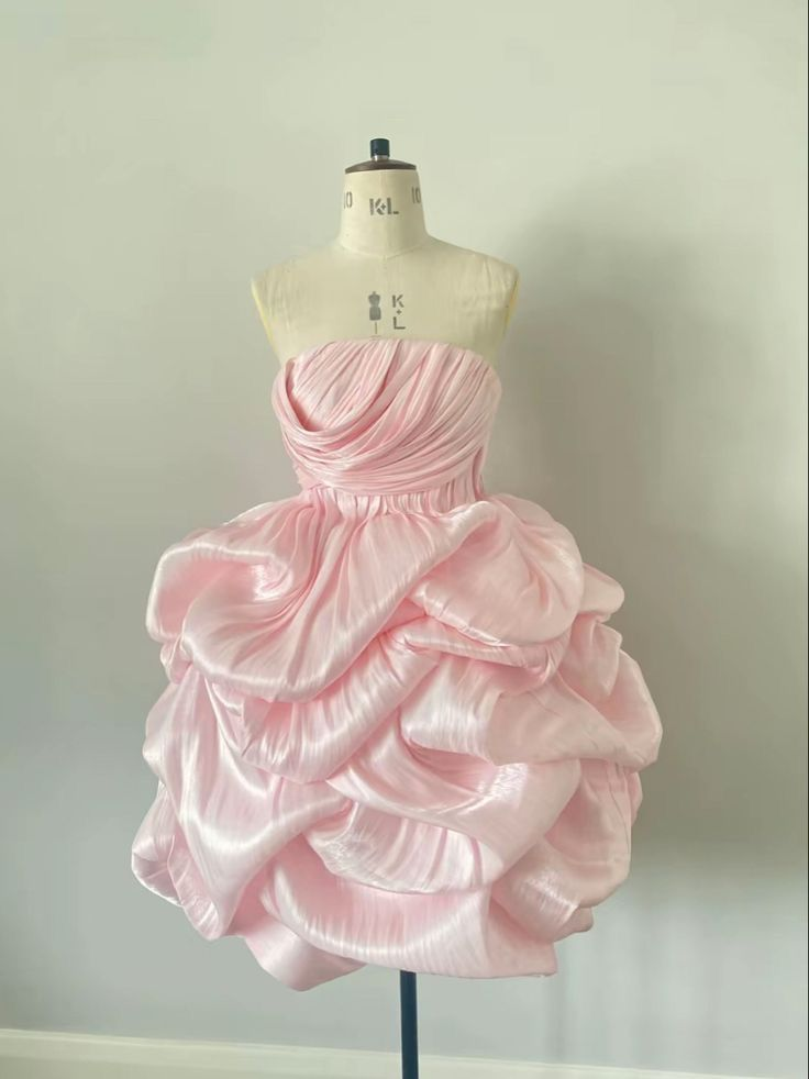 Elegant Pink Strapless Satin Pleated Homecoming Dress Short Party Dress