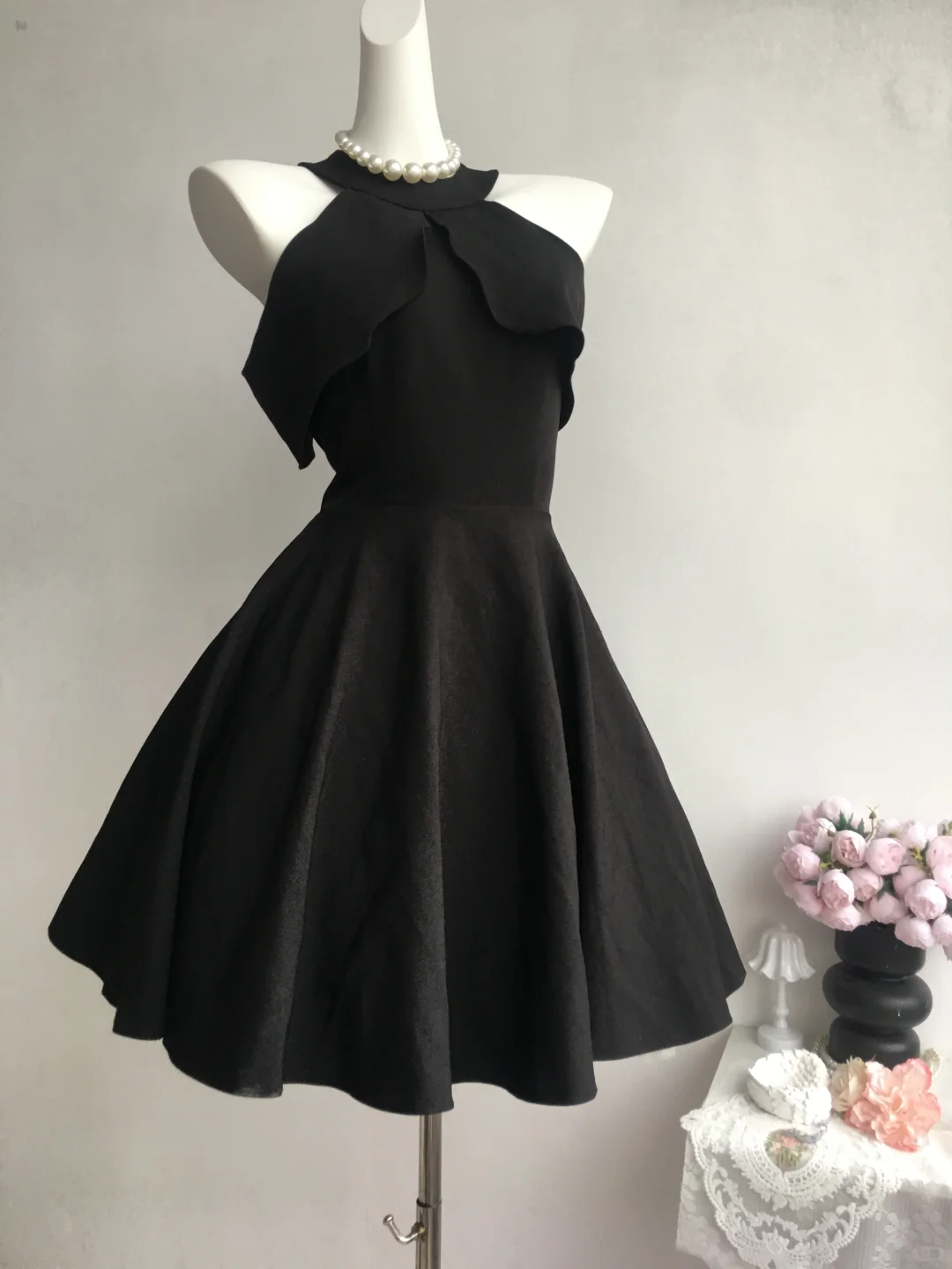 Simple Black Sleeveless Satin A Line Short Formal Graduation Homecoming Dress Cocktail Dress