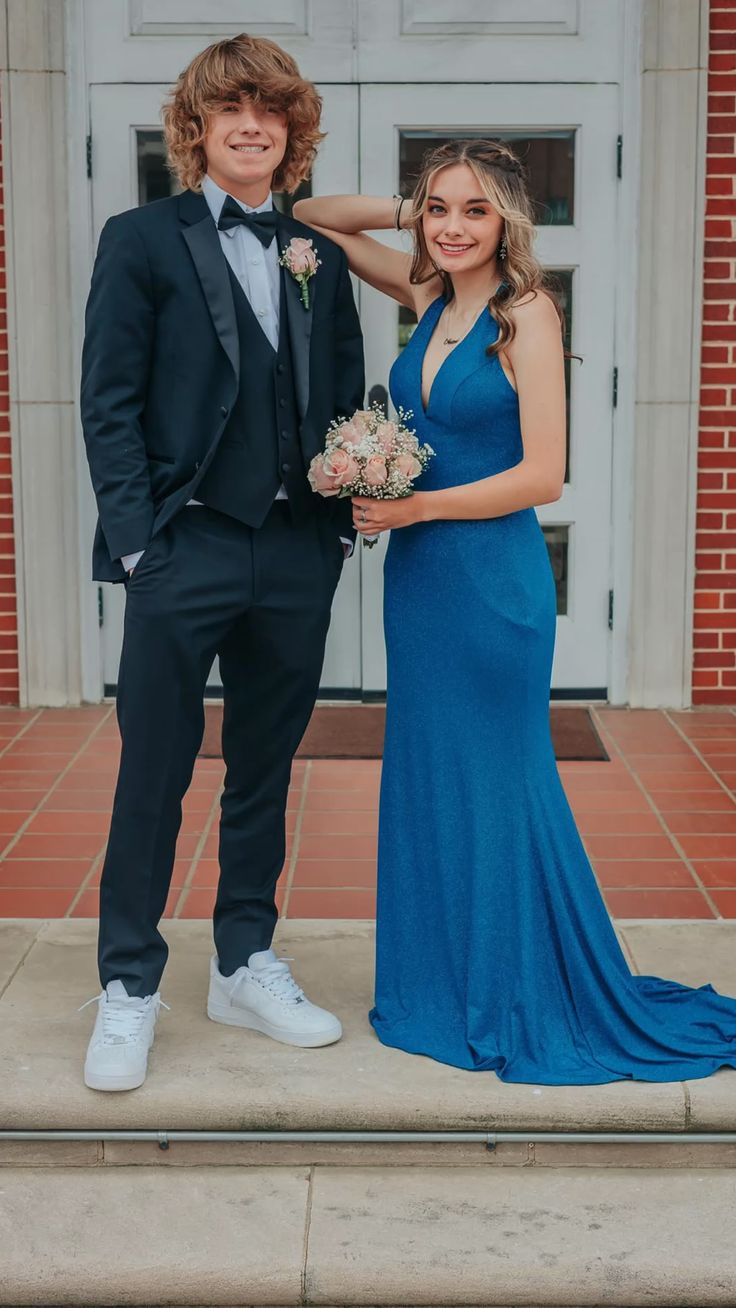Elegant Deep V Neck Prom Dress For Senior