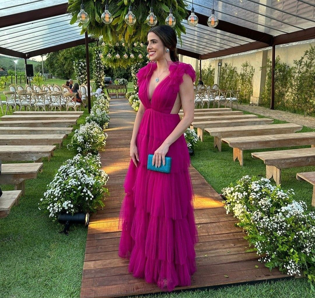 Deep V-Neck Tulle Evening Dress Women Pleated Sleeveless Tiered Elegant Wedding Guest Elegant Formal Party Gowns