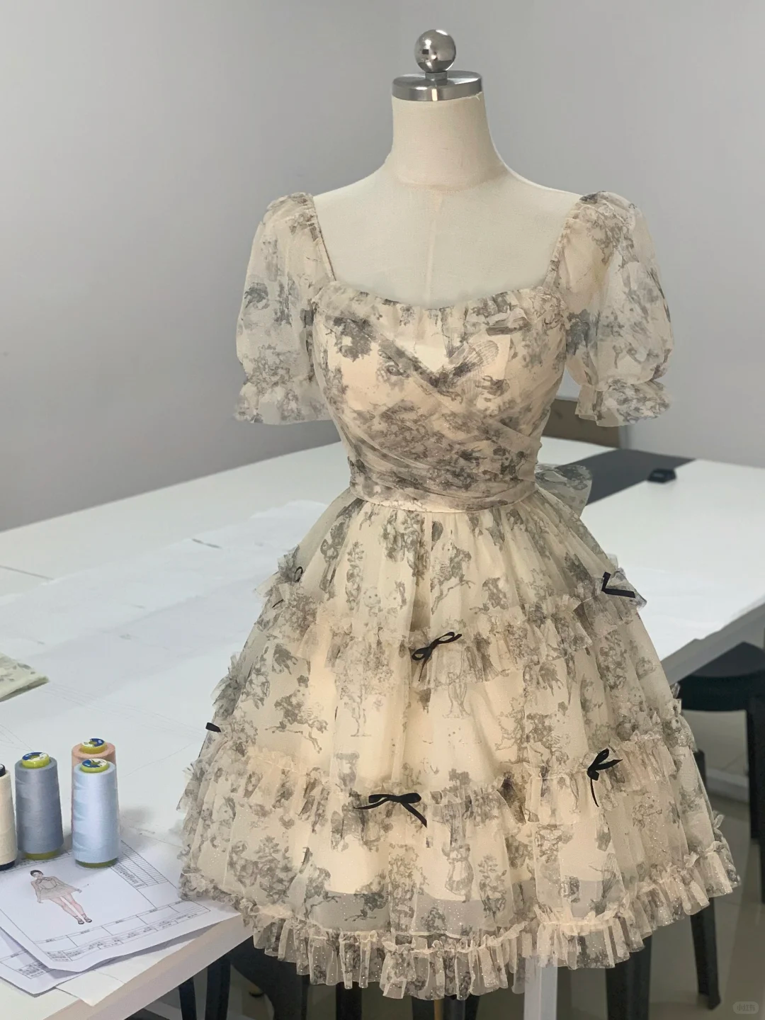 Unique Chiffon Print Floral A Line Ruffle A Line Short Party Dress Mini Graduation Homecoming Dress