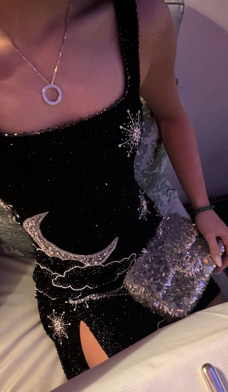 Gorgeous Square Neck Black Sequin Slit Short Party Dress 21th Birthday Outfits