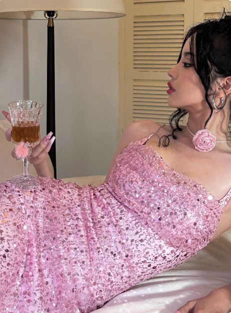 Pink Spaghetti Straps Sequin Sheath Short Birthday Outfits Classy Formal Graduation Homecoming Dress