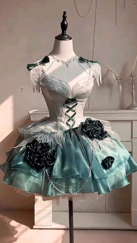 Chic Sweetheart Neck Ombre Dark Green Lace Appliques Floral Birthday Outfits Short Birthday Party Dress