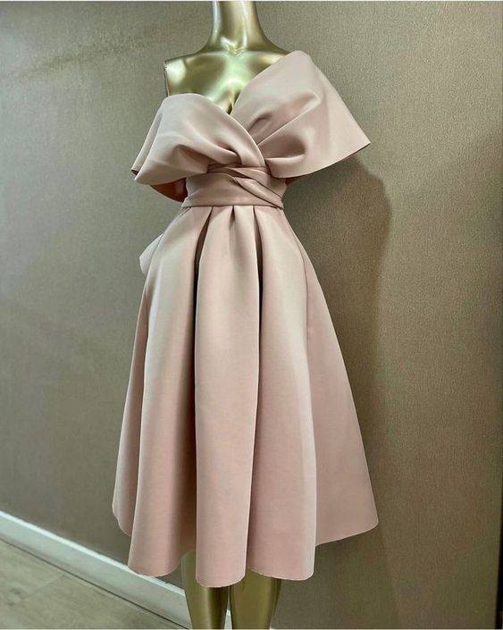 Gorgeous Cocktail Dress for Women Satin Pleated Sexy V Neck Off Shoulder Princess Prom Dresses