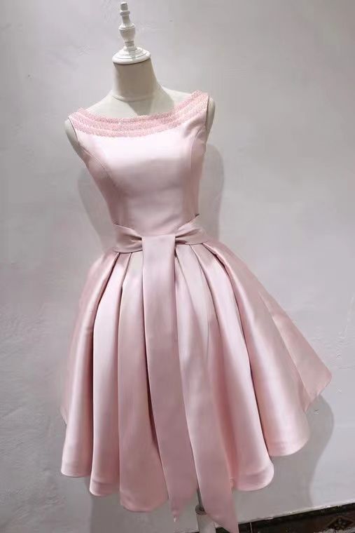 O-neck Homcoming Dress, Satin Sleeveless Dress With Beads