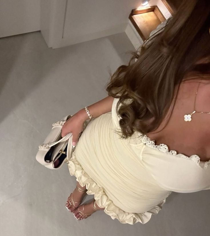 Cute Yellow Sweetheart Neck Sheath Ruffles Birthday Outfits Off The Shoulder Short Homecoming Dress