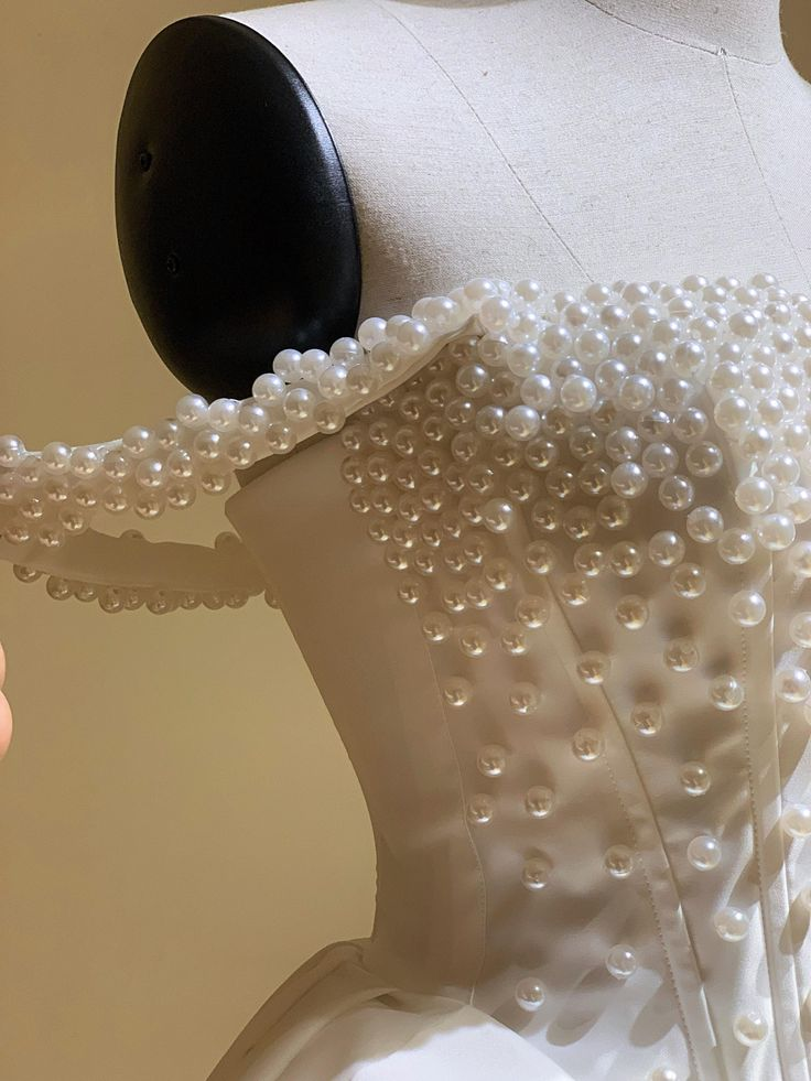 Classy Off The Shoulder Pearl Beaded Short Prom Dress White Formal Graduation Homecoming Dress