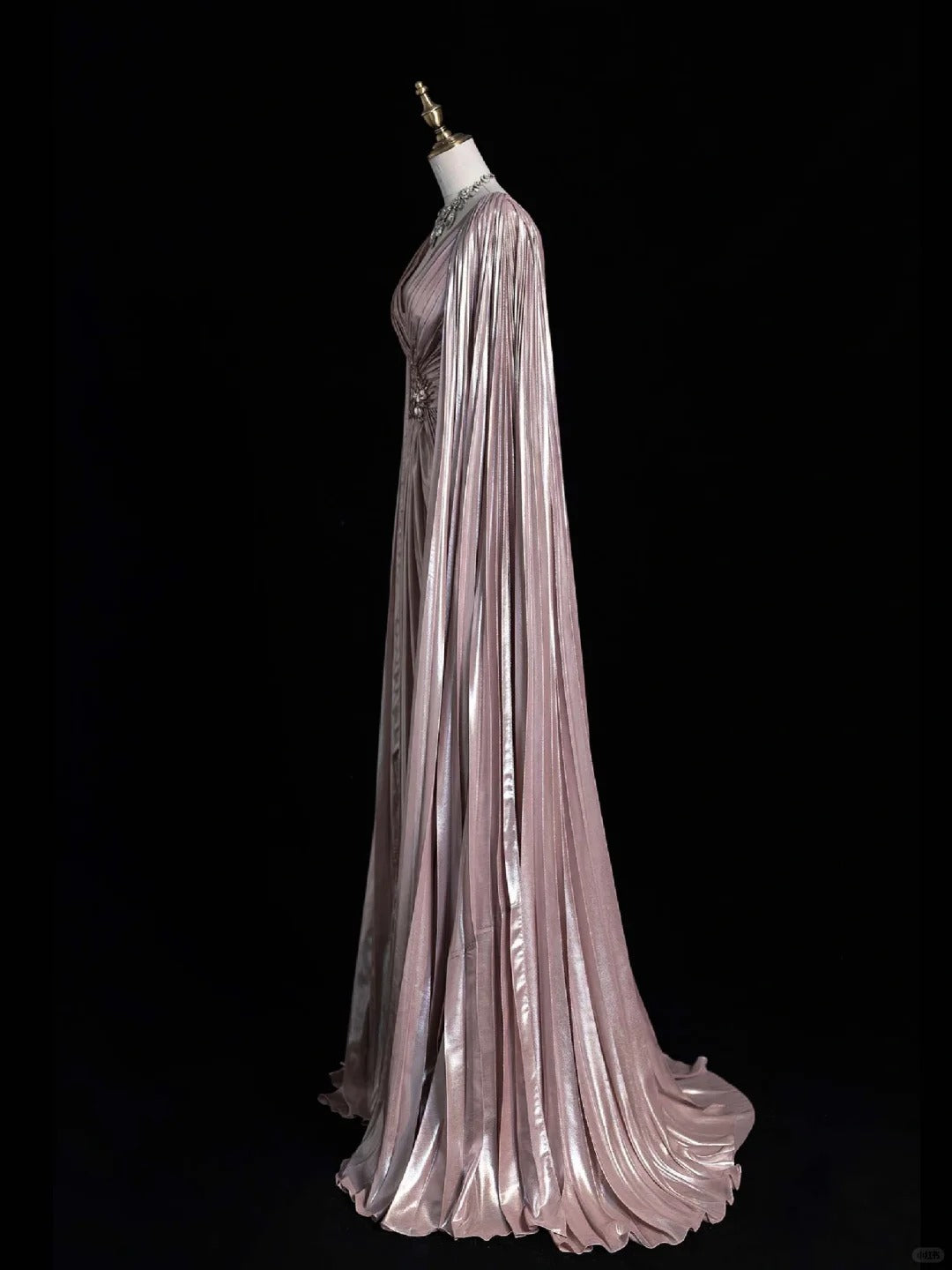 Luxury A-line Evening Prom Dress Long Sleeve V-neck Shiny Custom Made Party Gowns