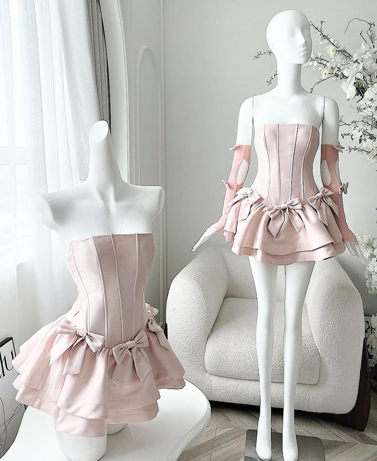 Simple Strapless Sleeveless Satin A-Line Mini Homecoming Dress