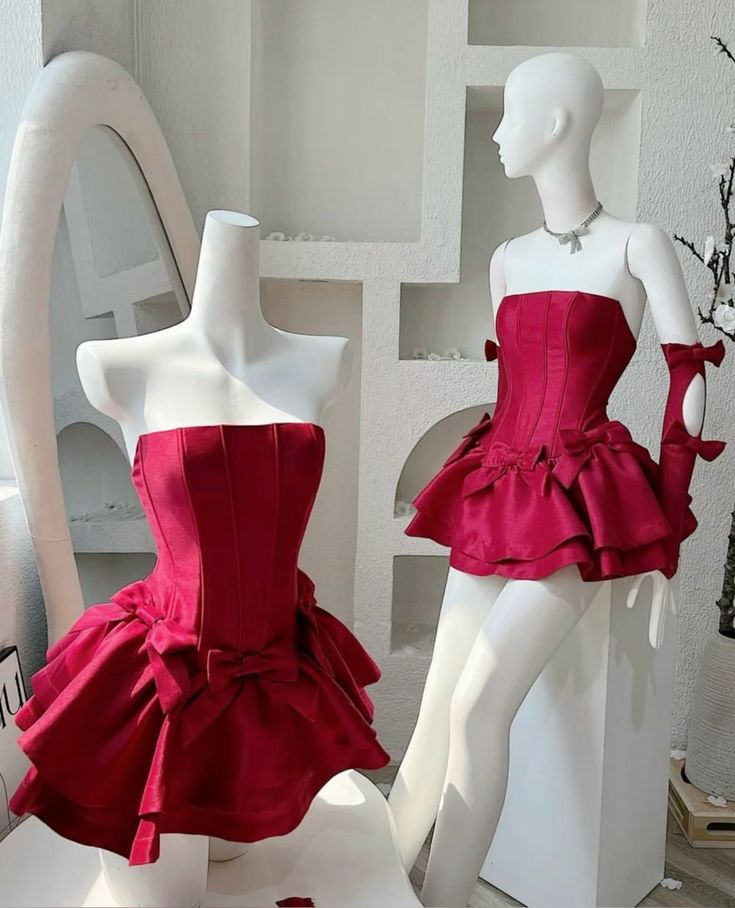 Simple Strapless Sleeveless Satin A-Line Mini Homecoming Dress