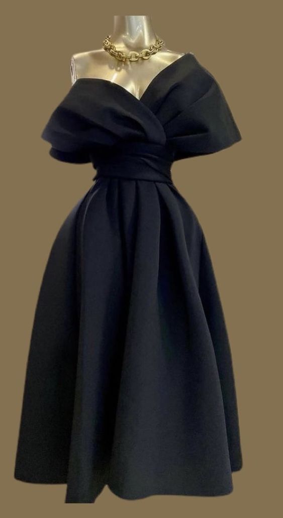 Gorgeous Cocktail Dress for Women Satin Pleated Sexy V Neck Off Shoulder Princess Prom Dresses