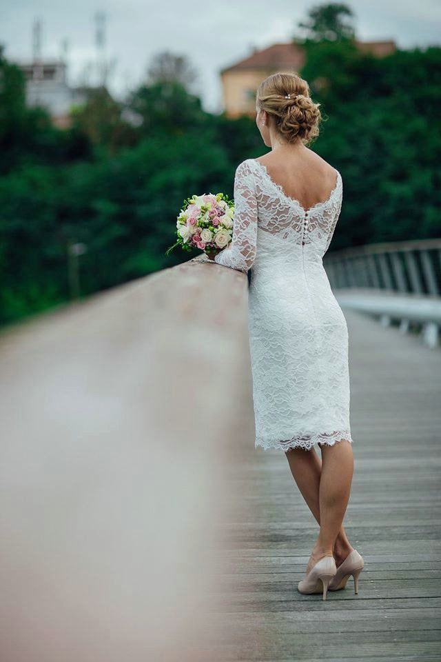 Long Sleeve Lace Short Fitted Wedding Dress