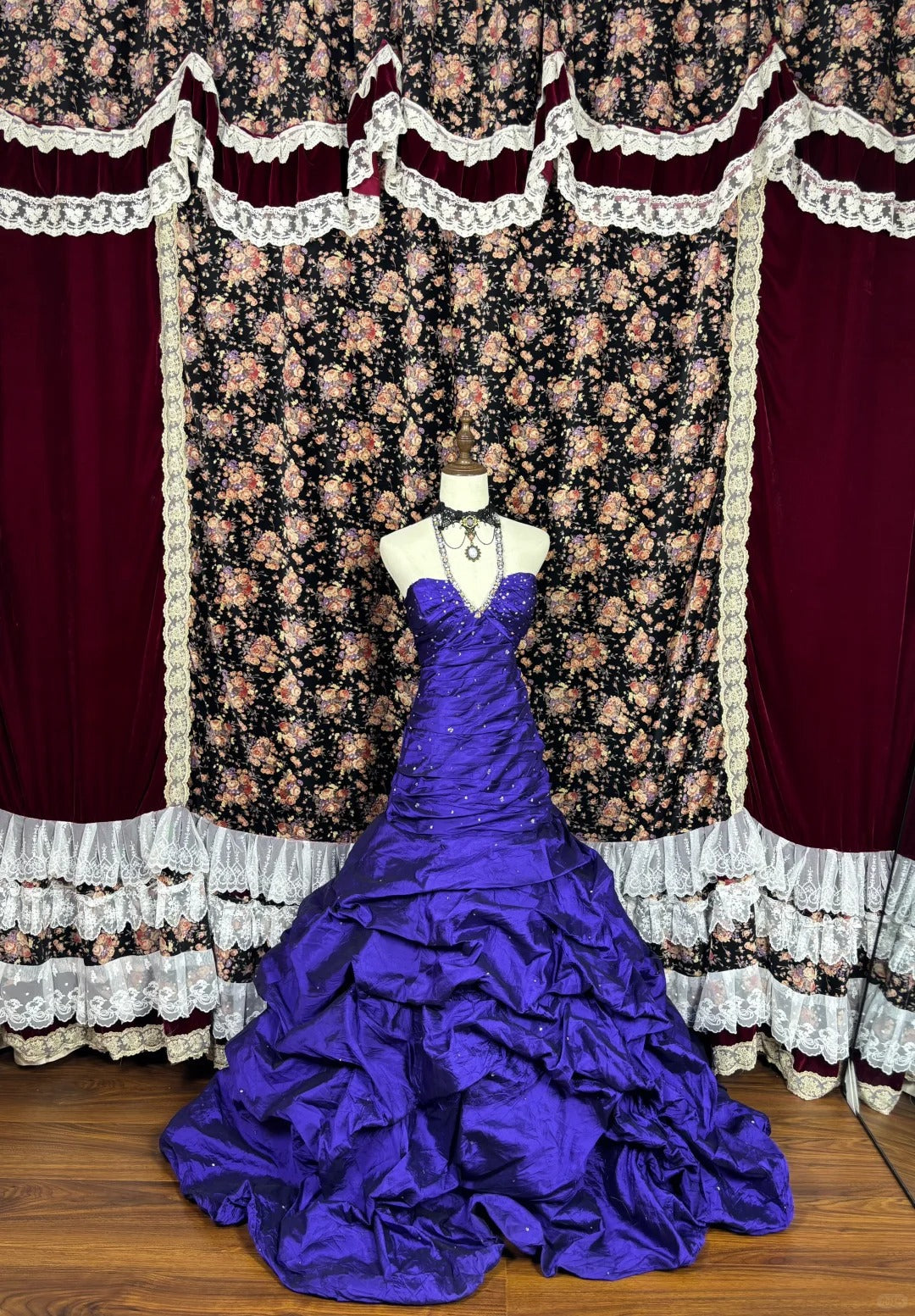 A Line Royal Blue Evening Dress Elegant Sleeveless Prom Dress