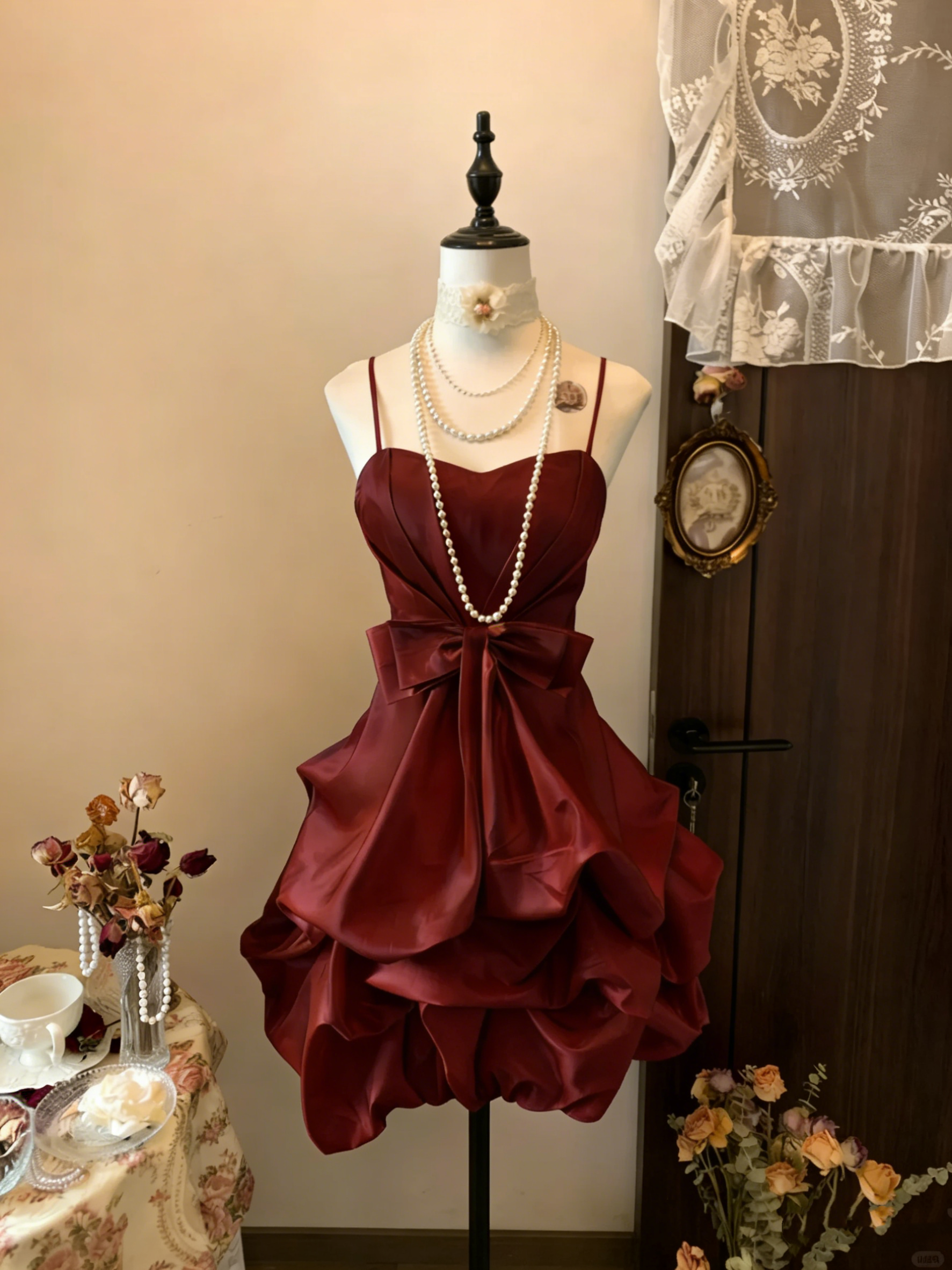 Vintage Yellow Spaghetti Straps Satin Pleated Short Prom Dress Formal Graduation Homecoming Dress