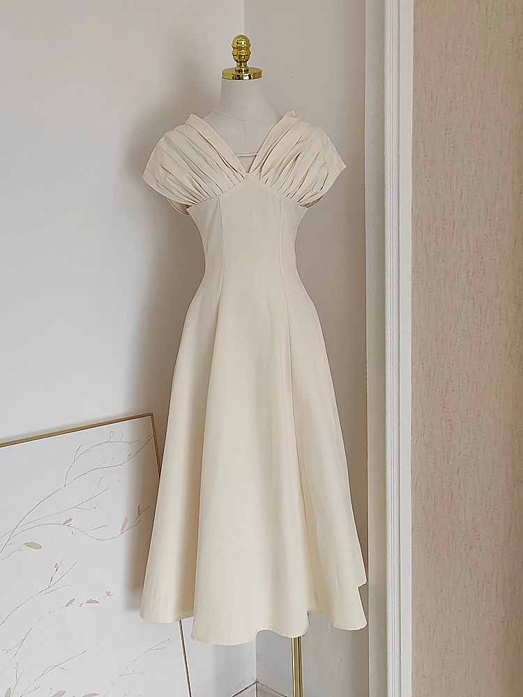 Sexy A Line V neckline Satin Dinner Party Dresses Ivory Birthday Outfits