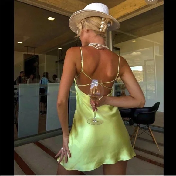 Sexy Green Spaghetti Straps Satin Short Homecoming Dress 18th Birthday Outfits