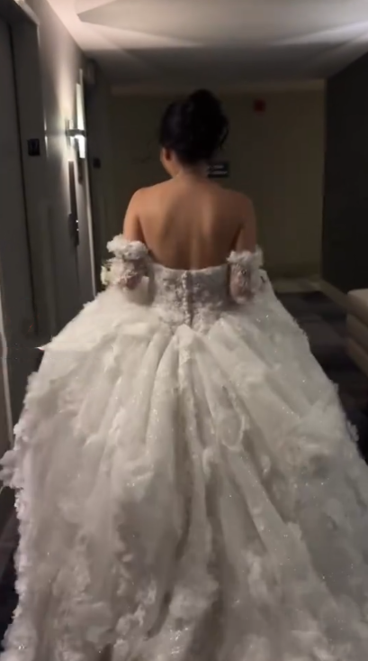 Classy Off The Shoulder Tulle Sequin Appliques White Bridal Dress Formal Wedding Dress