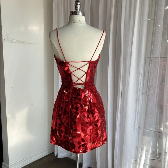 Gorgeous Spaghetti Straps Red Sequin Sheath Short Cocktail Dress Formal Graduation Homecoming Dress