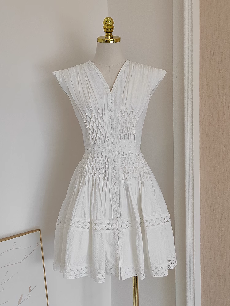 Cute A line V neckline White Lace Vacation Dress Short Birthday Dresses