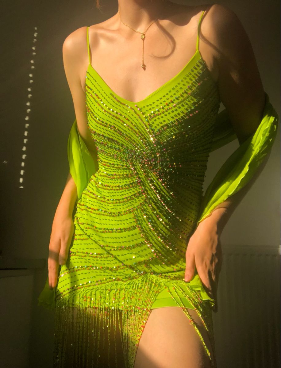 Unique Spaghetti Straps Chiffon Beaded 8th Grade Homecoming Dress Lemon Green Sheath Short Prom Dress