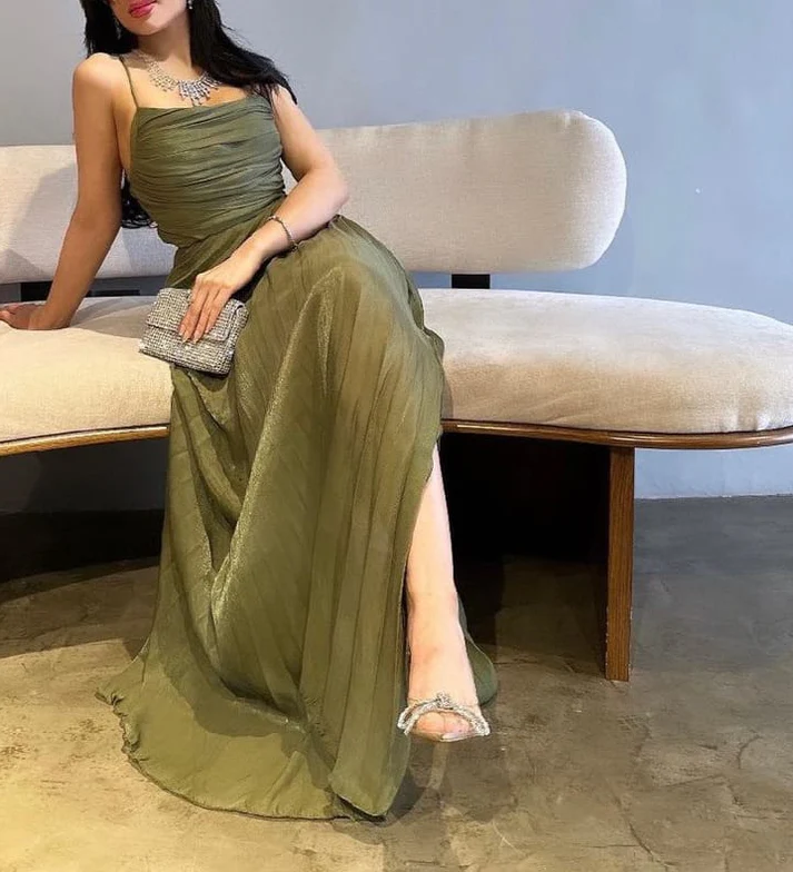 Chic Green Spaghetti Straps Tulle Pleated A Line Slit Evening Dress Long Prom Dress