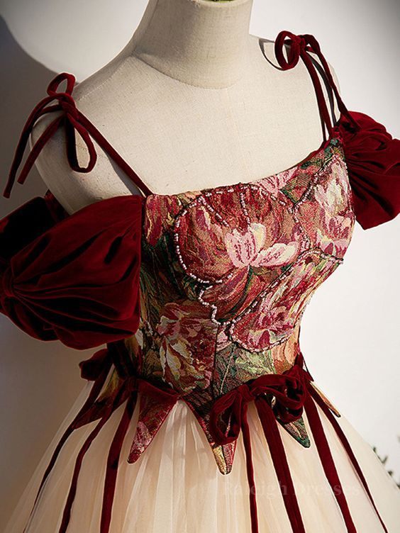 Vintage Spaghetti Straps Tulle A Line Evening Dress Elegant Party Gown