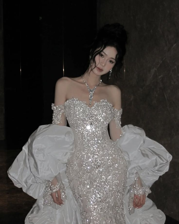 Gorgeous Off The Shoulder Tulle Lace Mermaid Long Wedding Dress Formal Bridal Dress With Cape