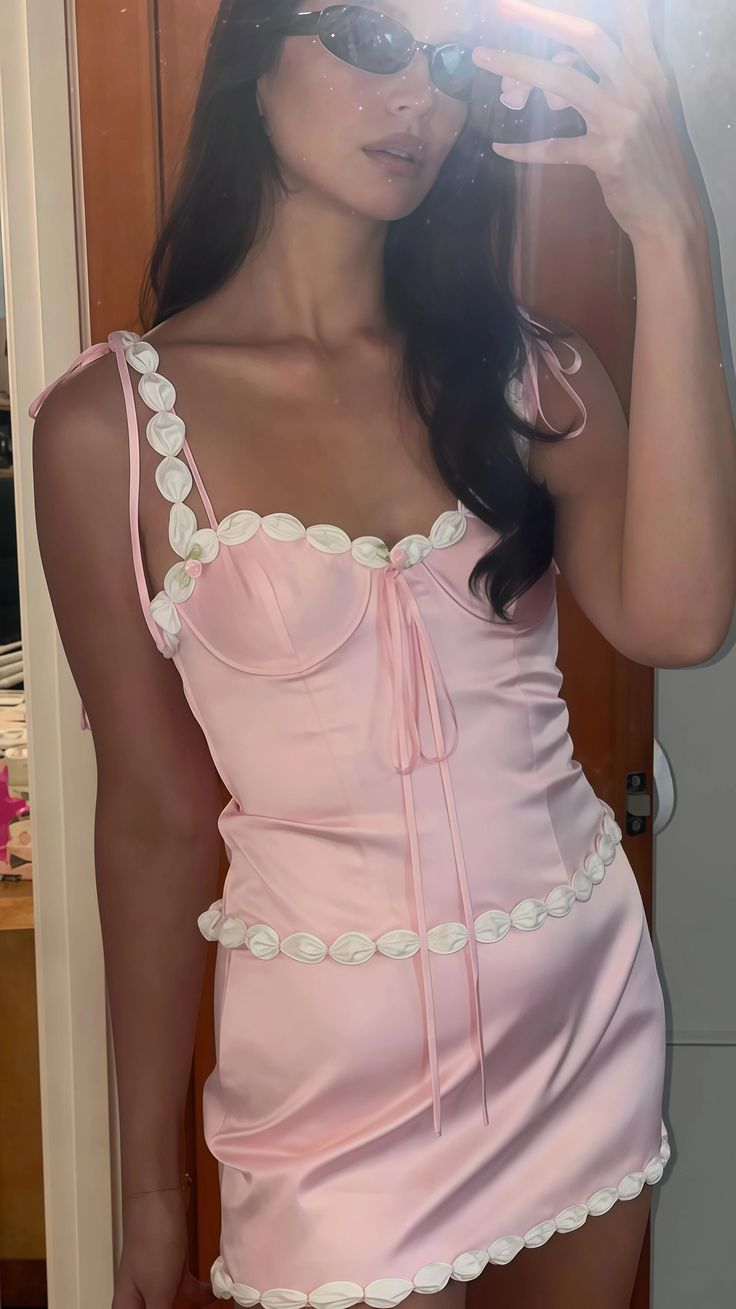Cute Pink Spaghetti Straps Sweetheart Neck Sheath Birthday Outfits Short Graduation Homecoming Dress