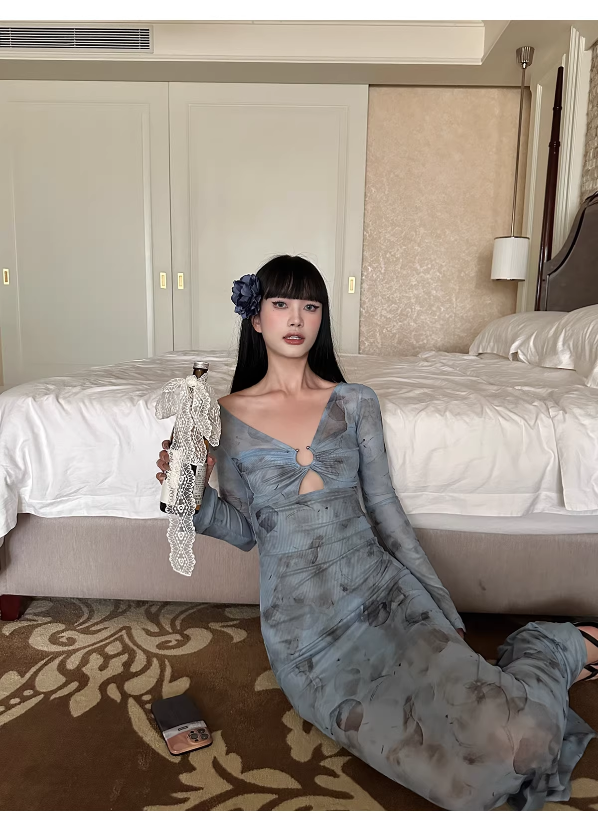 Charming V Neck Blue Lace Sheath Long Evening Dress Formal Wedding Guest Dress