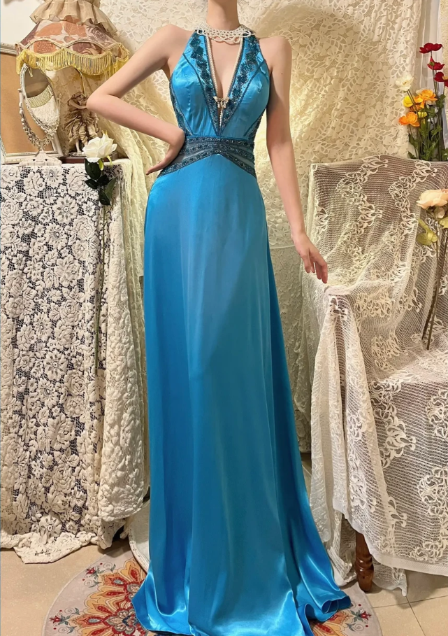 Sexy Blue Halter Satin Beaded V Neck Mermaid Long Party Dress Prom Dresses