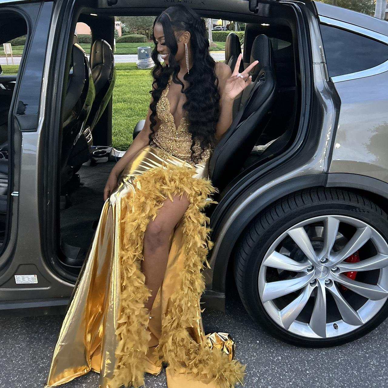 Luxurious Feathers Beaded Mermaid Evening Dress Gold Long Slit Prom Party Dress