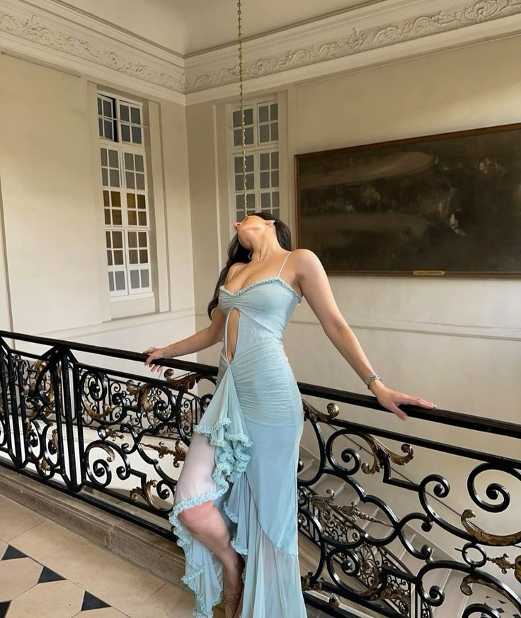 Chic Spaghetti Straps Tulle Chiffon Evening Dress Sexy Pleated Party Dress