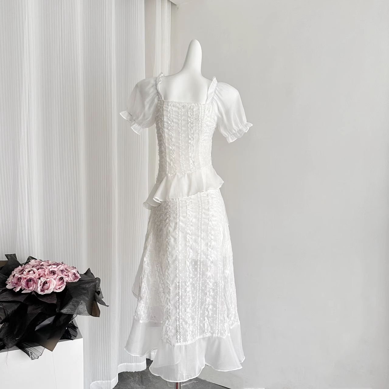 Sexy High Low Square Neckline White Lace Ruffles Dress Beach Holiday Dresses