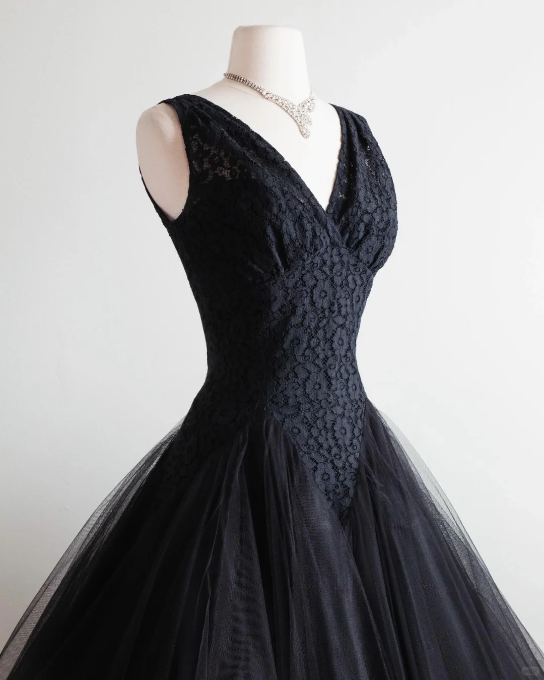 Classy V Neck Tulle Lace A Line Birthday Outfits Black Short 6th Grade Homecoming Dress