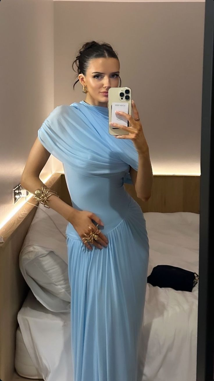 Elegant Sky Blue Chiffon Pleated Long Party Dress Wedding Guest Dress