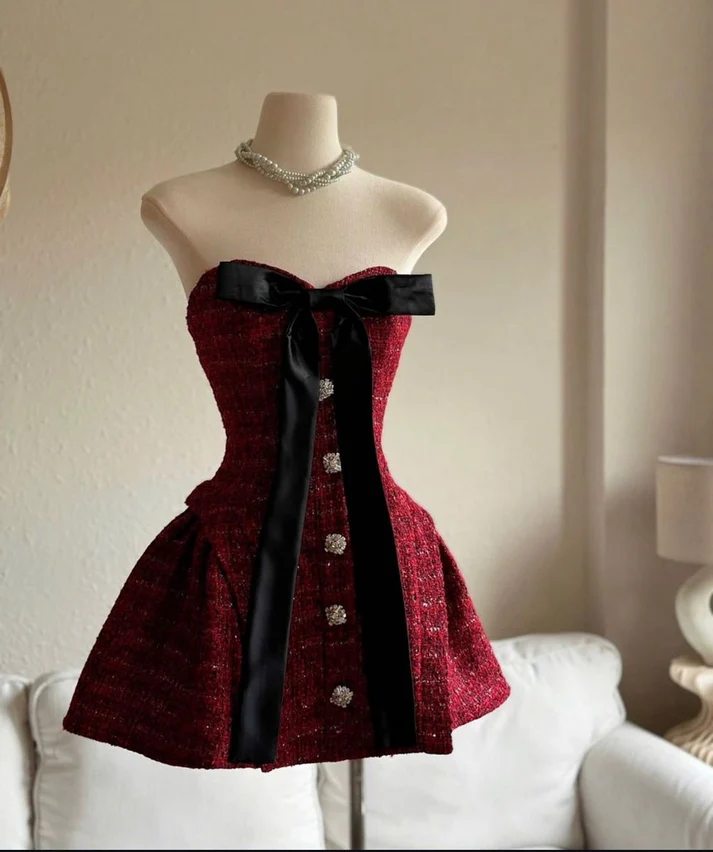 Unique Burgundy Sweetheart Neck A Line Short Birthday Dress Vacation Dress