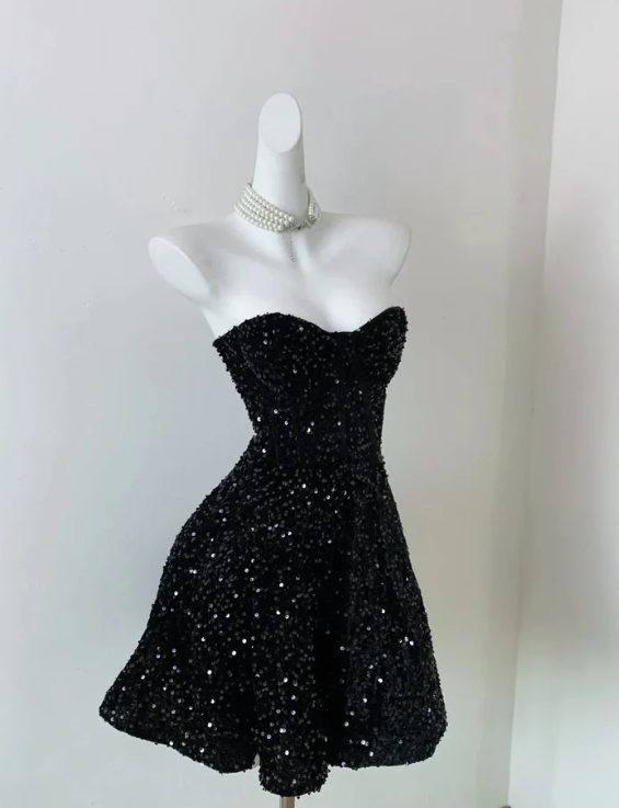 Charming A Line Strapless Sequin Homecoming Dress Black Short Graduation Dress 18th Birthday Party Dress