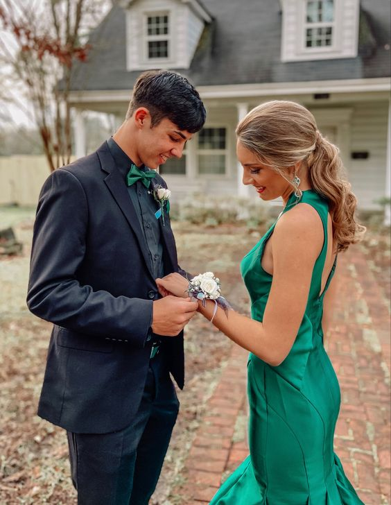 Sexy Green Mermaid Long Backless Prom Dresses